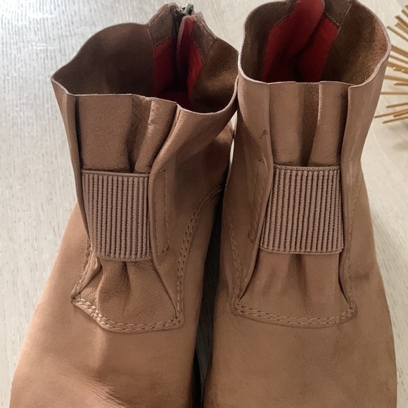 M Maccari shoes leather boots size 39 tan brown ruched distressed zipper NWOT - Picture 8 of 16